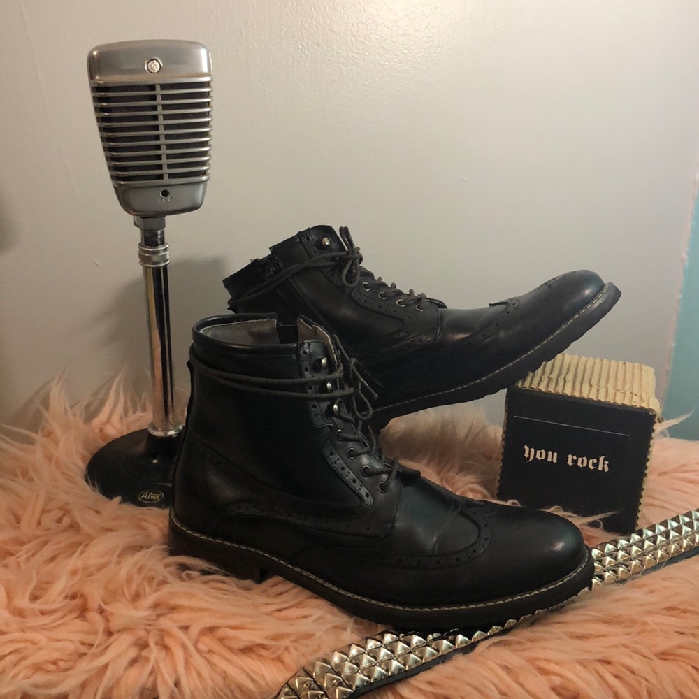 Steve Madden Obstrukt Boots